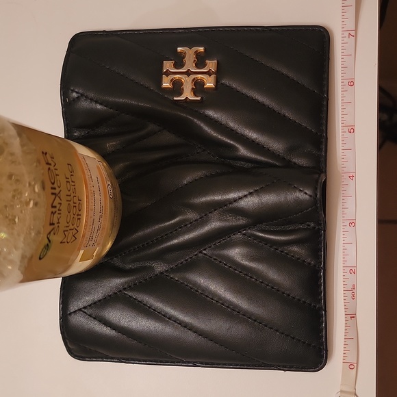 Tory Burch KIRA Chevron Quilted Lamb Leather Bi-Fold Wallet 🩷 - Picture 11 of 12